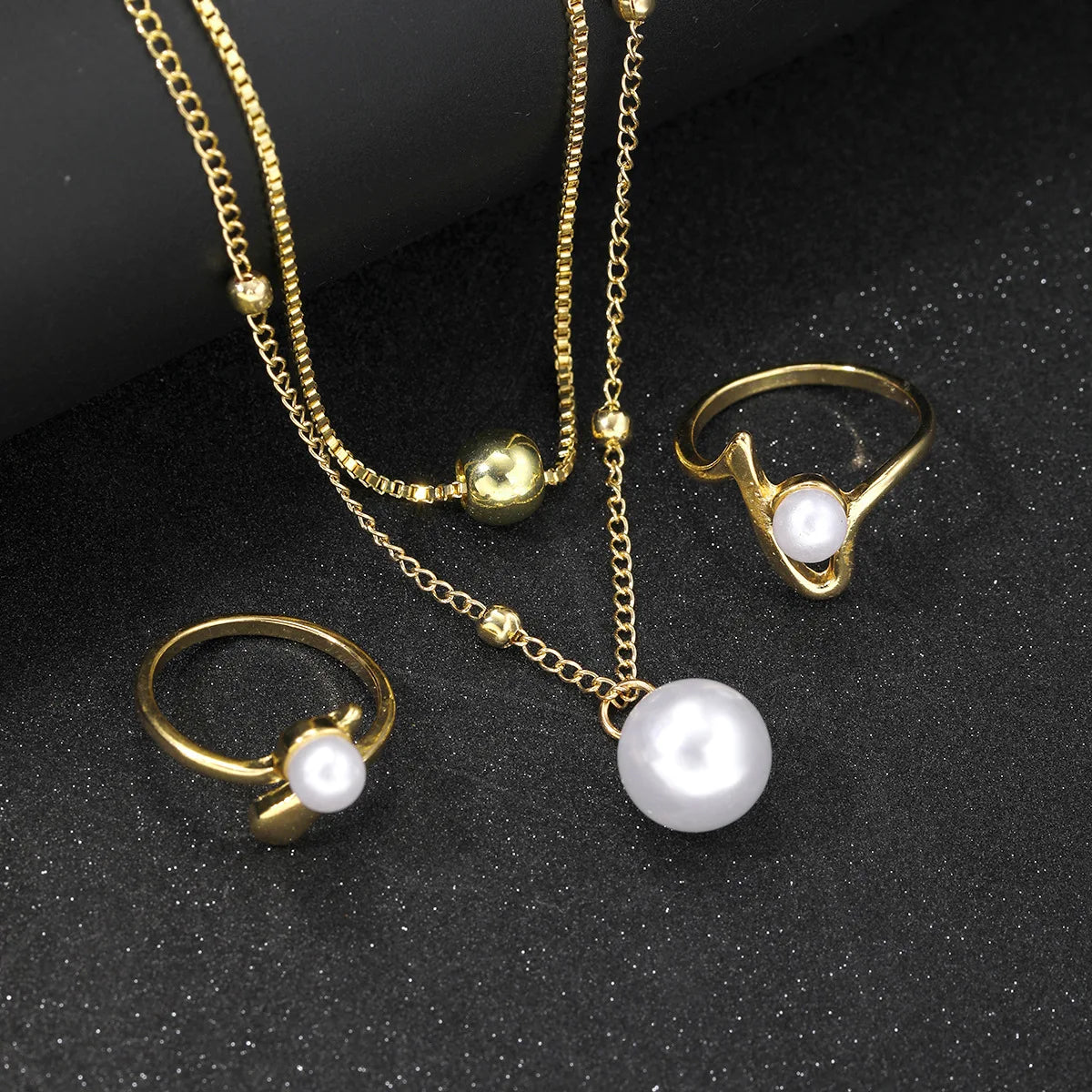 Pearl Rings Earrings Necklace
