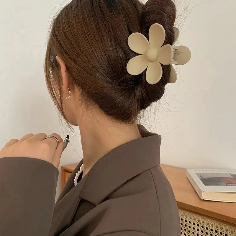 Fashion Flower Hair Clamps